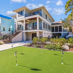 3 Shore Crest Lane