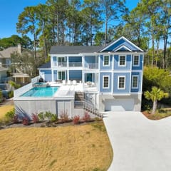 5 Shore Crest Lane