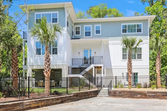 221 Cordillo Parkway at South Forest Beach - Image 1